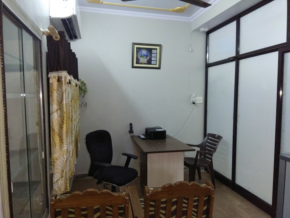 Фото Hotel Zamarrud Palace