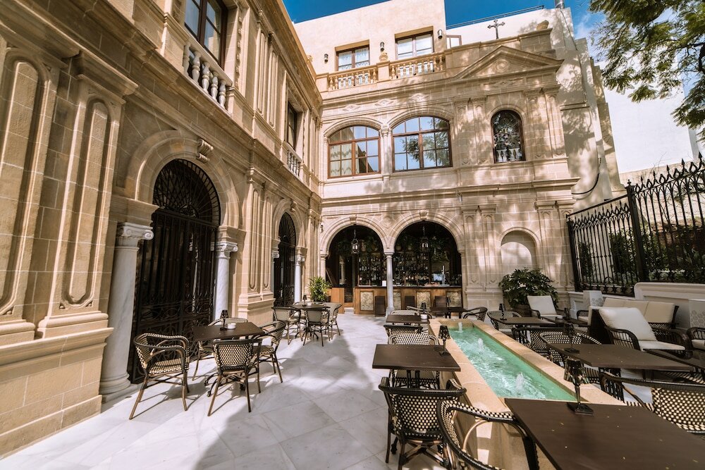 Фото Casa Palacio María Luisa