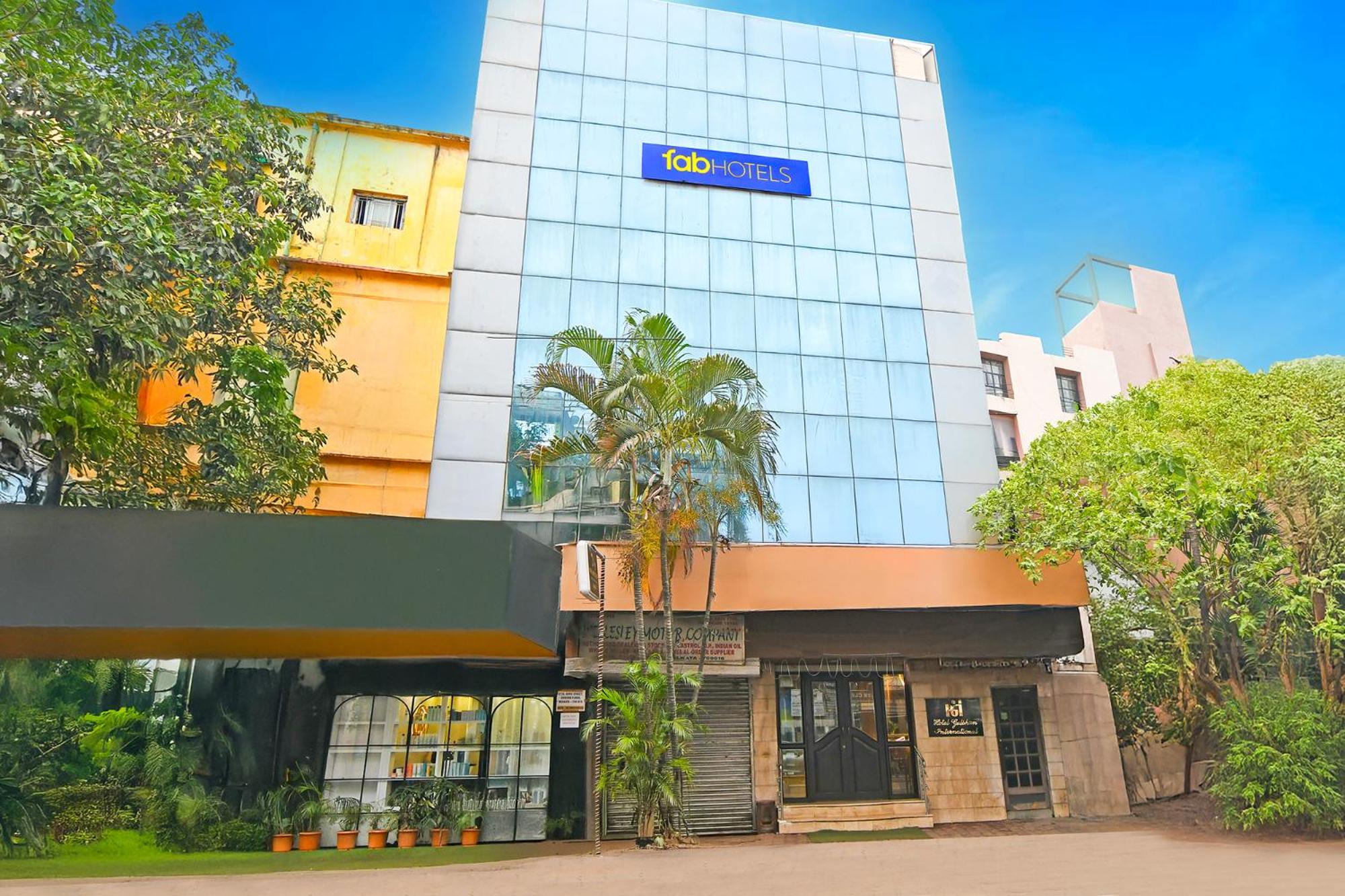 Фото отеля 1