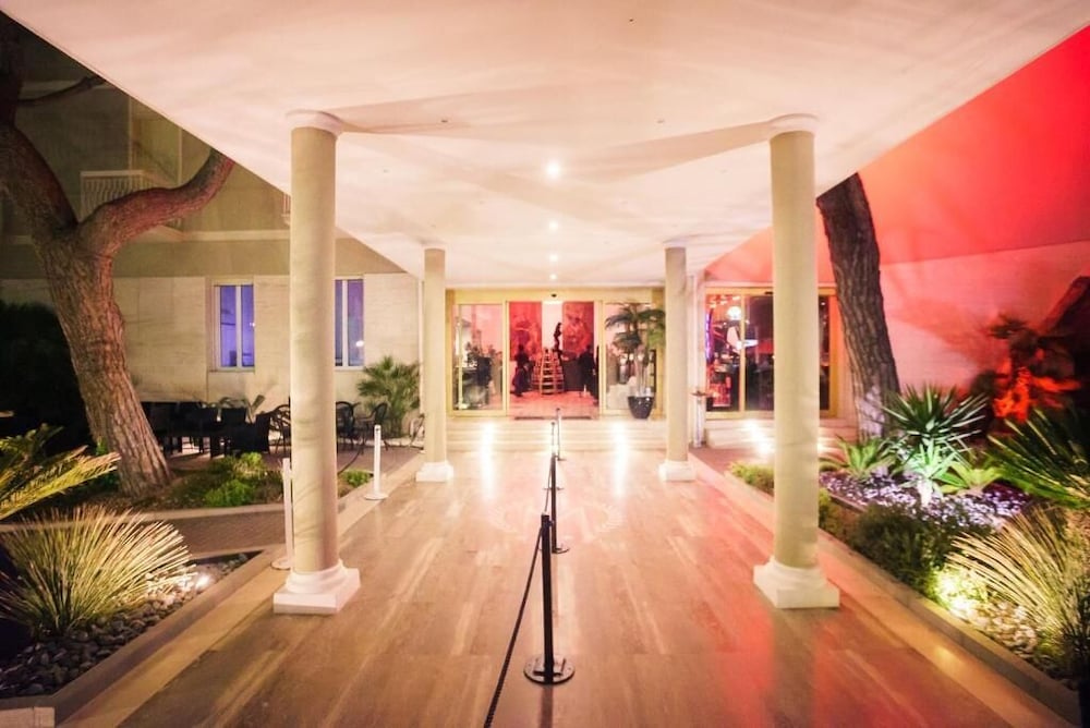 Фото Hotel Miami Beach