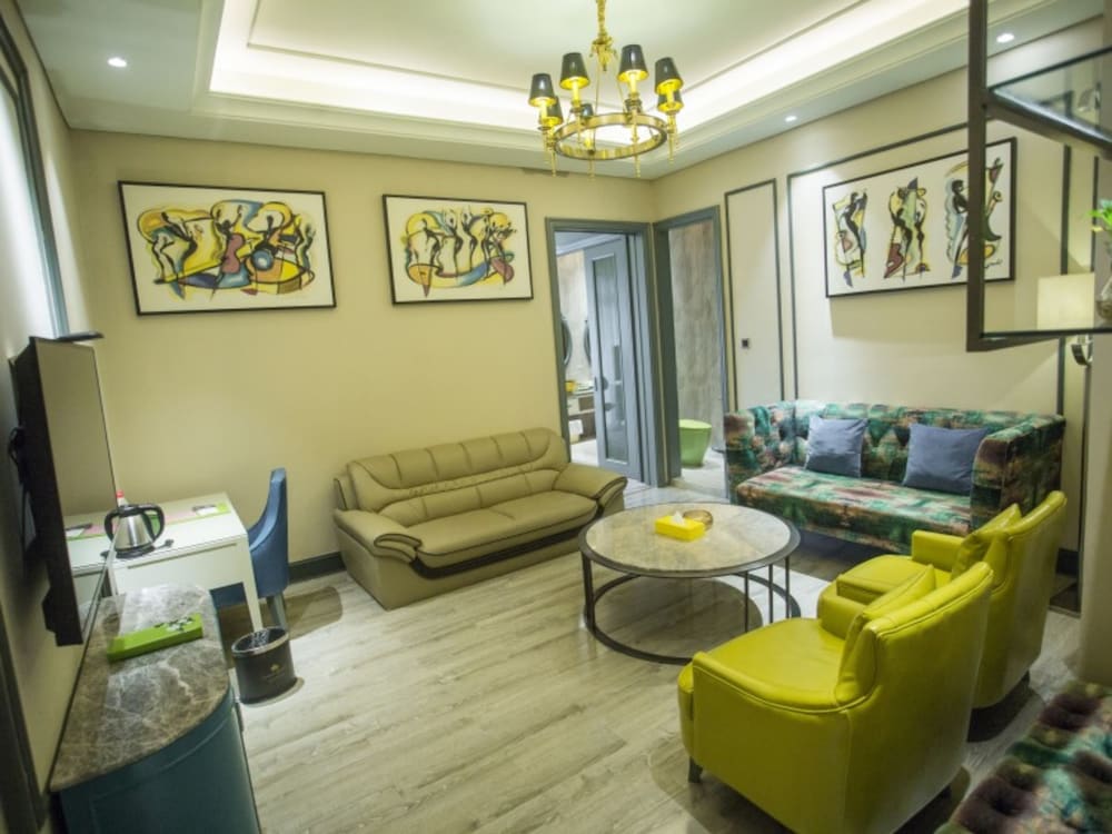 Фото GreenTree Eastern Shenzhen Luohu East Gate Hotel