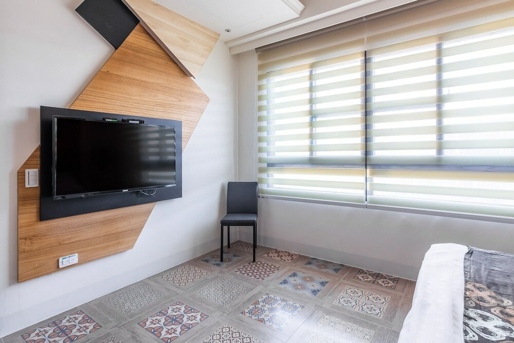 Фото Mambo Boutique Hotel