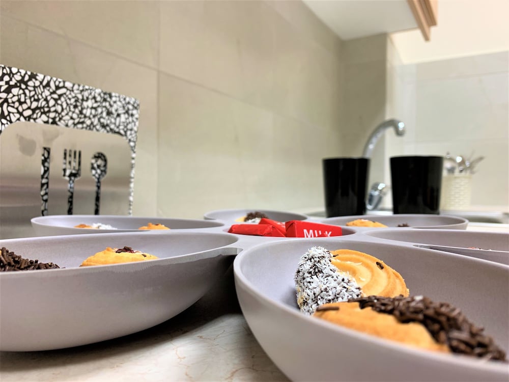 Фото Gk Airport Suites