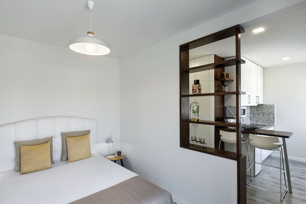 Фото Jr Studios & Suites