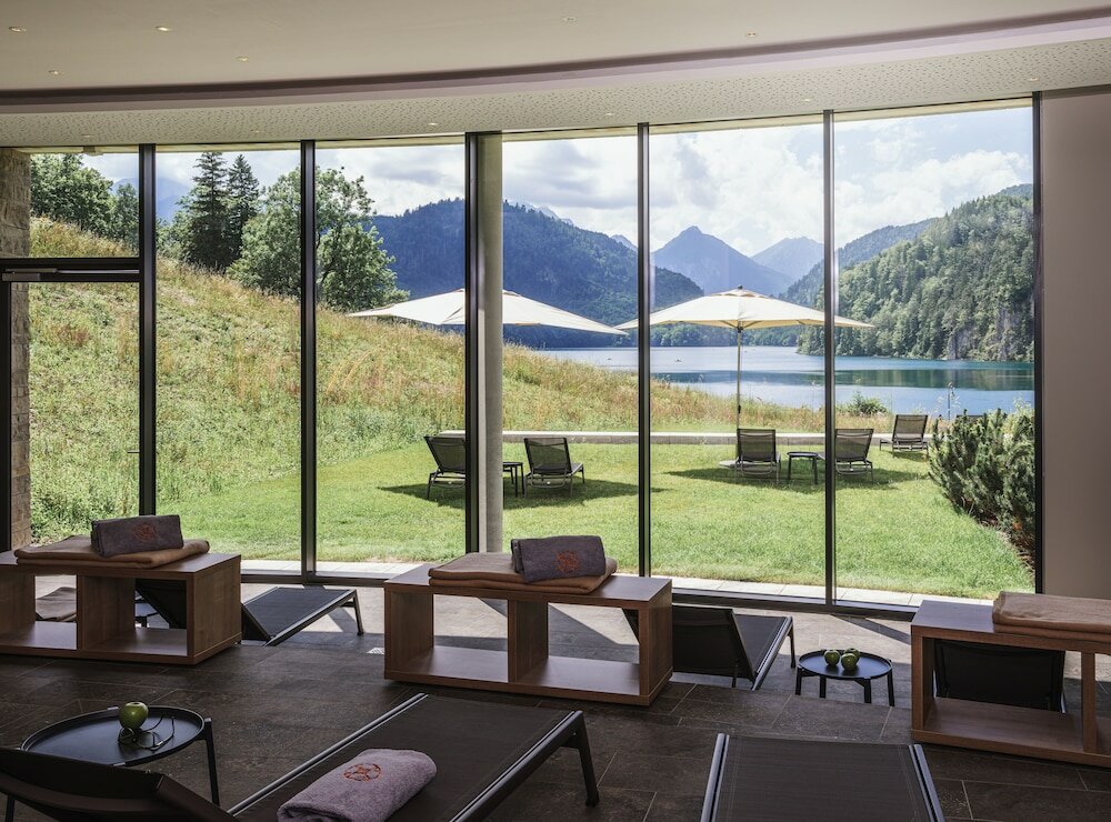 Фото Ameron Neuschwanstein Alpsee Resort & SPA