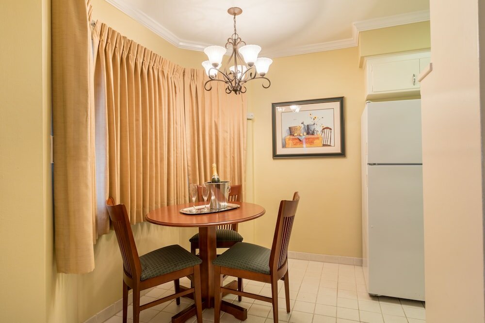 Фото Brisas del Mar, Inn at the Beach