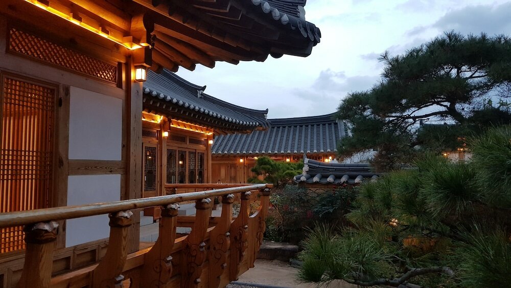 Фото Wiyeonjae Hanok Stay