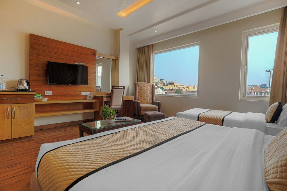 Фото 182360715192