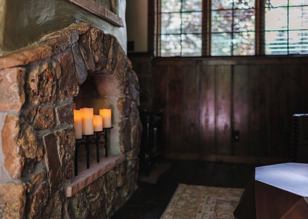 Фото Highland Haven Creekside Inn