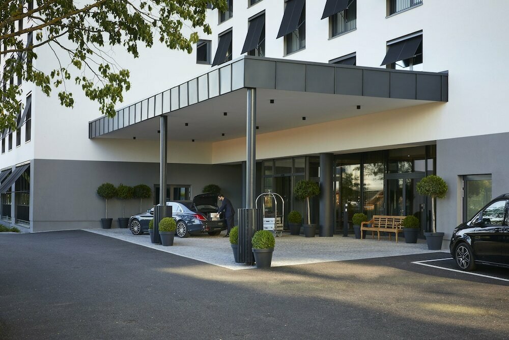 Hotel Infinity Hotel & Conference Resort Munich, Unterschleißheim, photo