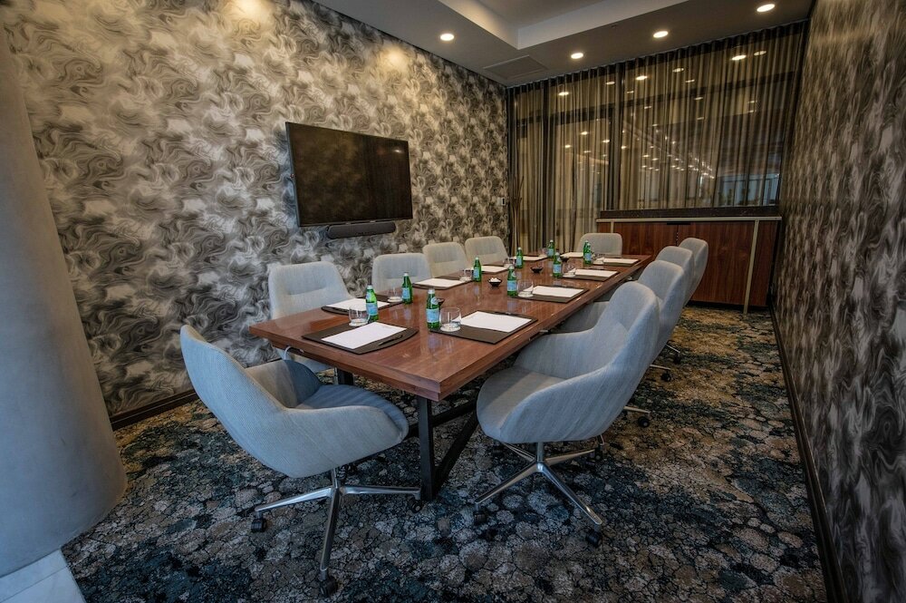 Фото The Leonardo