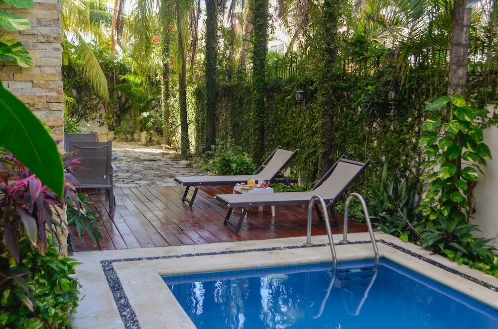 Фото Hotel Las Golondrinas