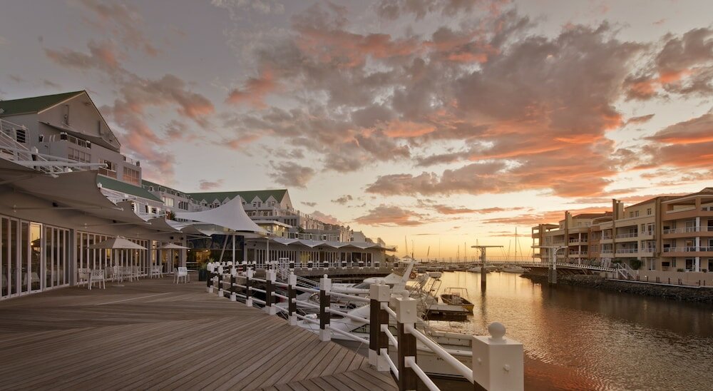 Фото Krystal Beach Hotel