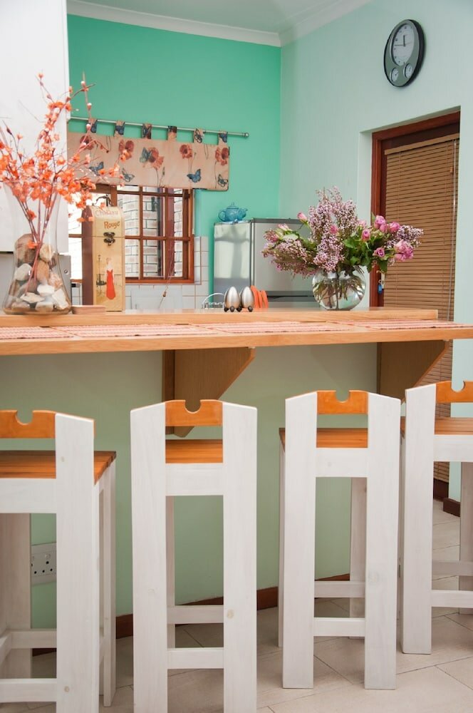 Фото At Winkfield House