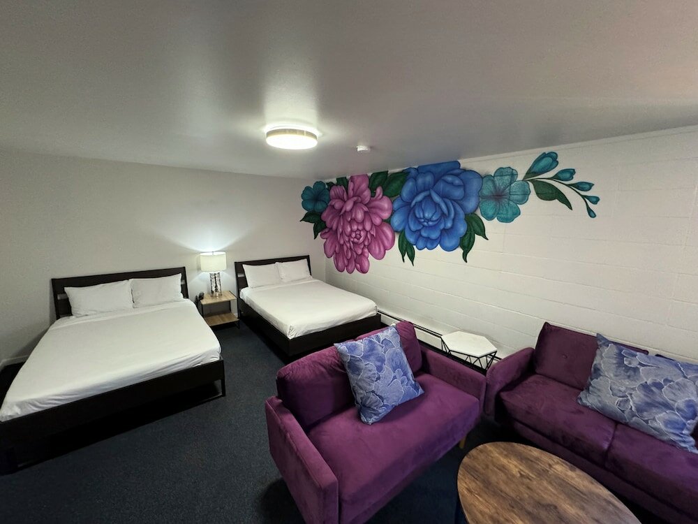 Фото Commercial Hotel