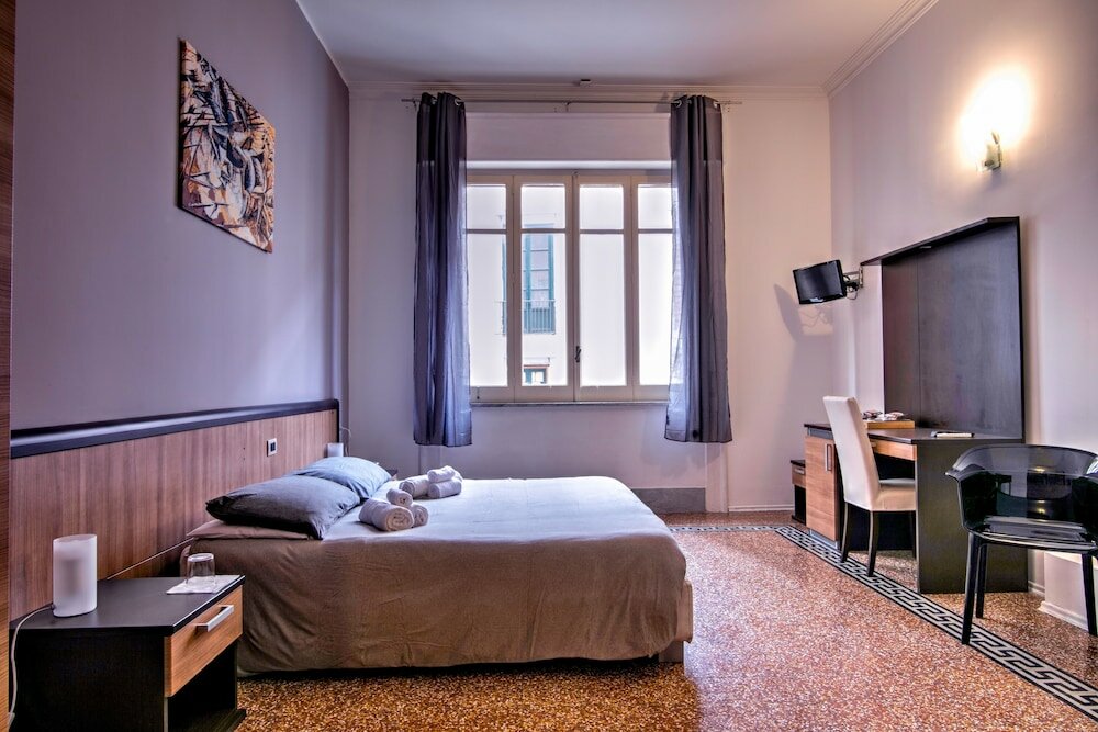 Фото Maqueda Central Suites