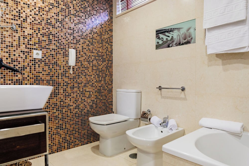 Фото Axis Porto Business & SPA Hotel