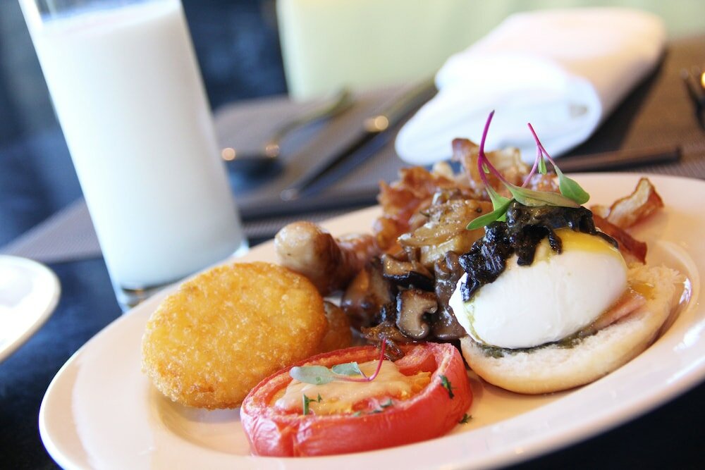 Фото Renaissance Shanghai Zhongshan Park Hotel