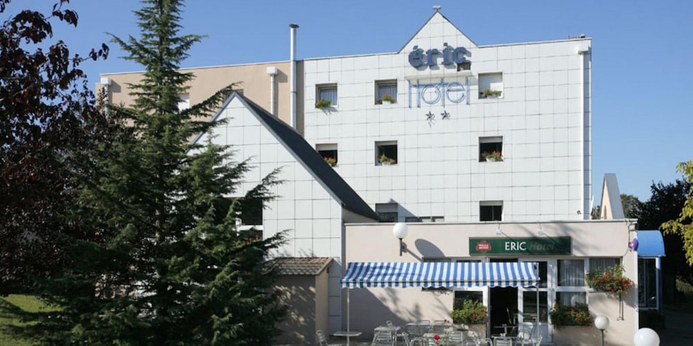 Фото отеля 2