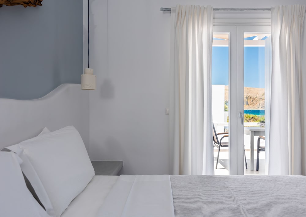 Фото Tania Milos