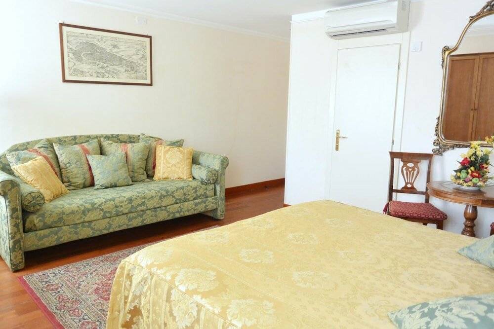 Фото Hotel San Zulian 