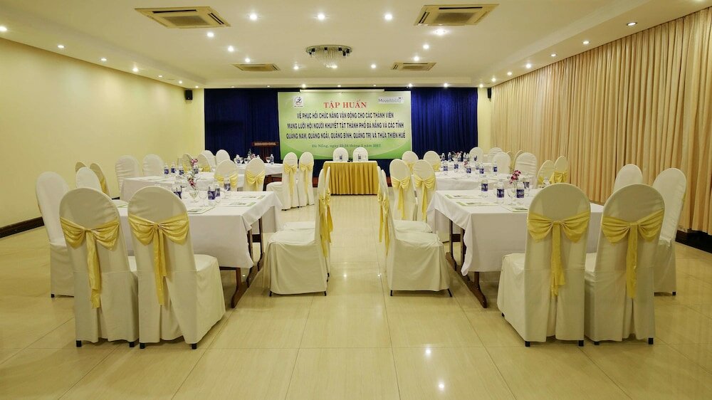 Фото Bamboo Green Central Hotel