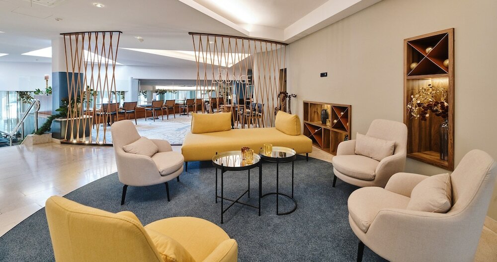 Фото Aminess Maestral Hotel