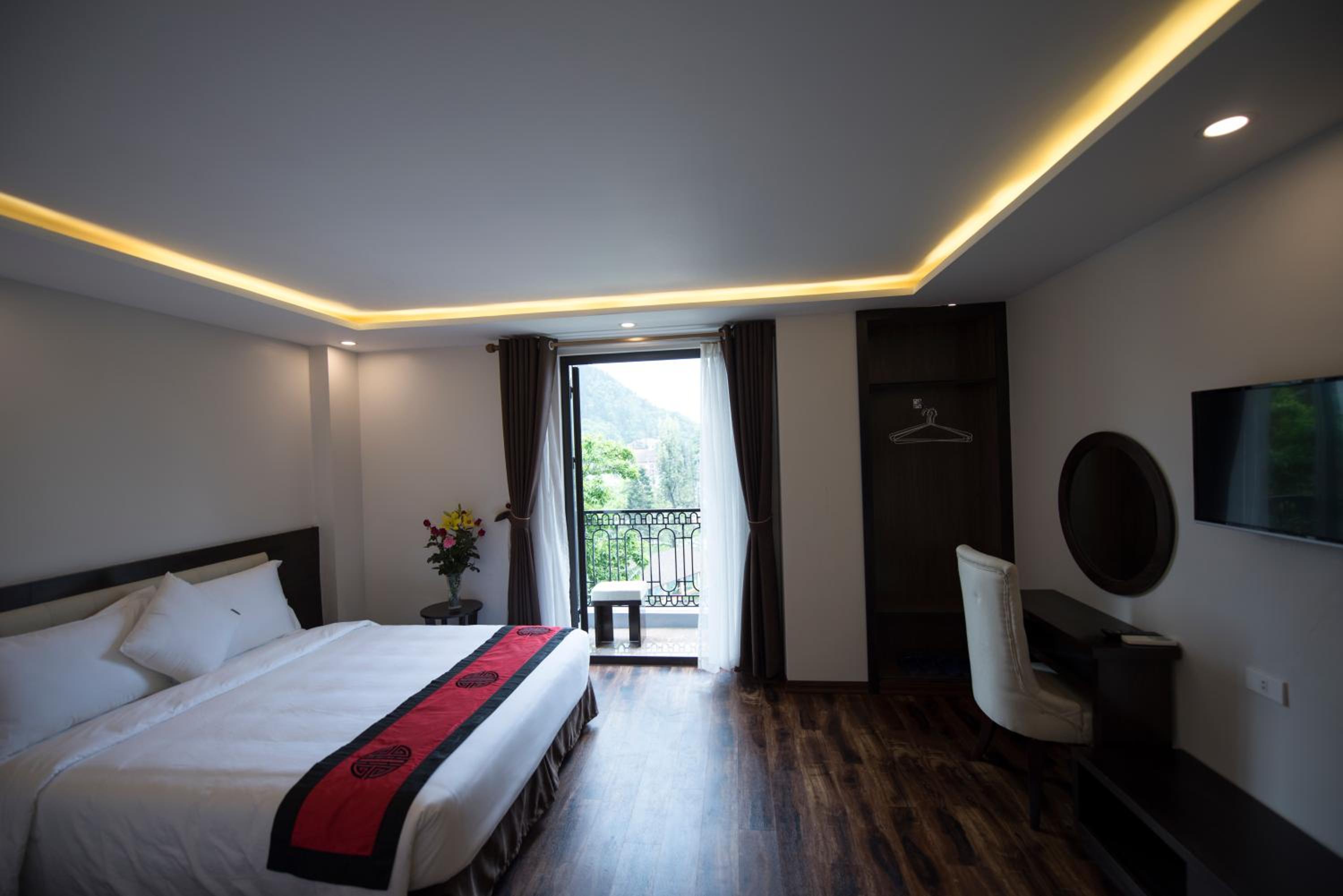 Фото Sapa Wings Hotel