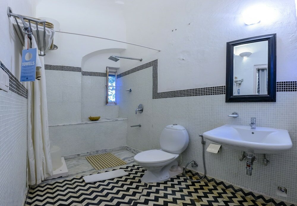 Фото Neemrana's - Hill Fort - Kesroli