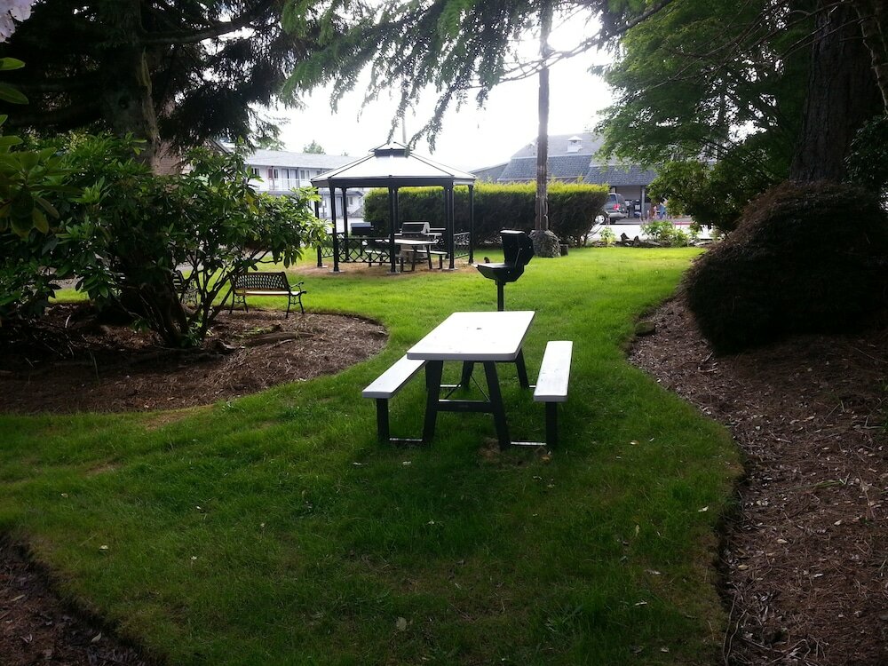 Фото The Forks Motel