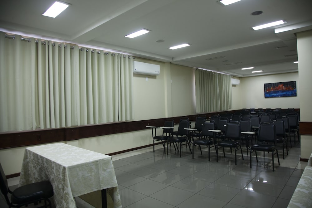 Фото Villalba Hotel Uberlandia