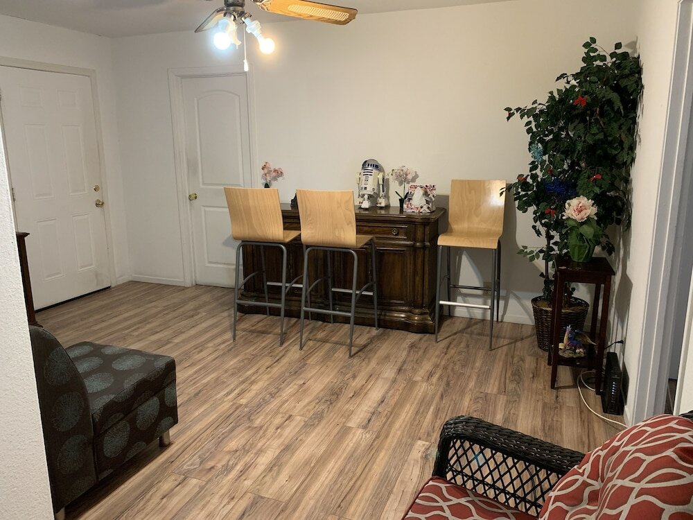 Фото The Yellow Penthouse