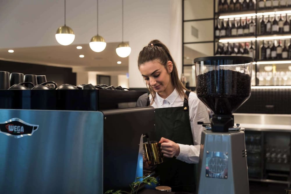 Фото The Victoria Hotel Melbourne