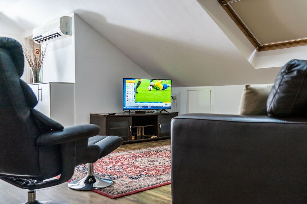 Фото Woodbridge Lodge