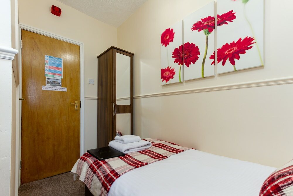 Фото The Richley Hotel