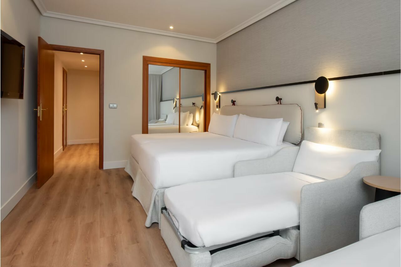 Фото Hotel Madrid Alameda Aeropuerto Affiliated by Melia
