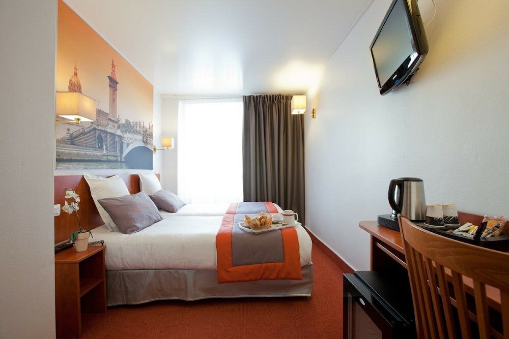Фото Hotel Alyss Cambronne Eiffel