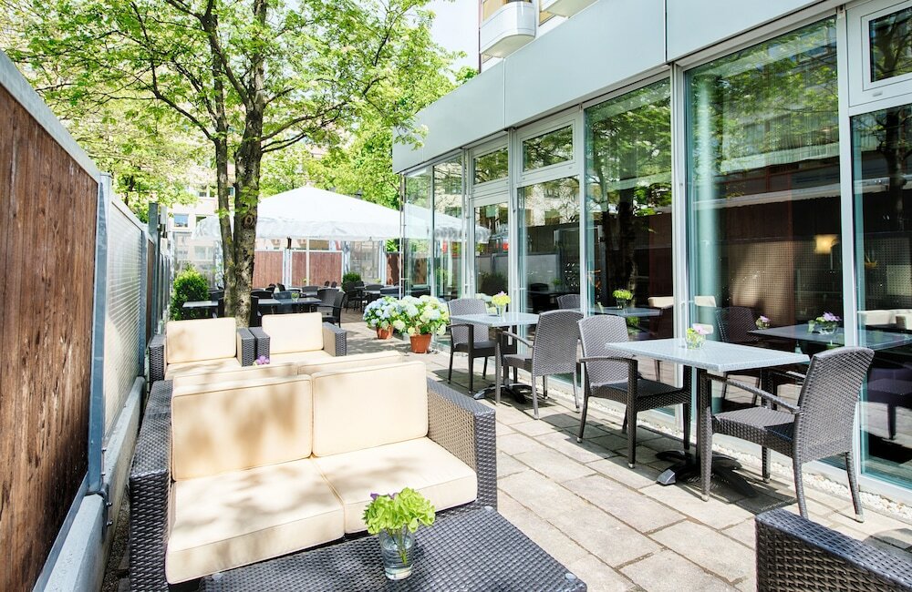 Фото Leonardo Hotel & Residenz München