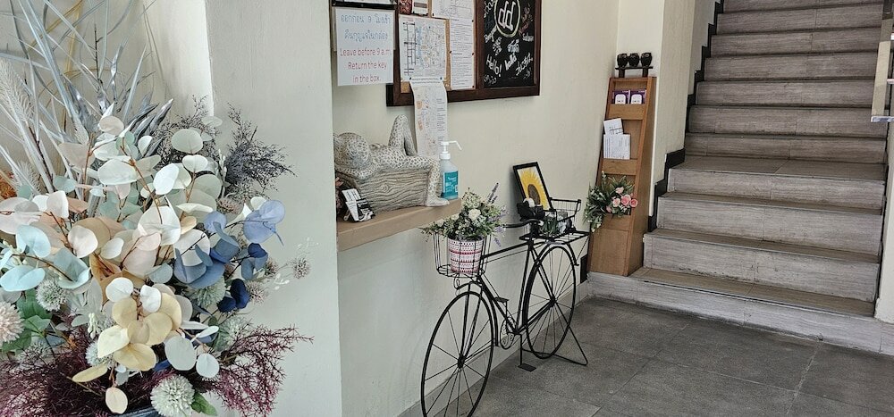 Фото Double D Rooms & Cafe