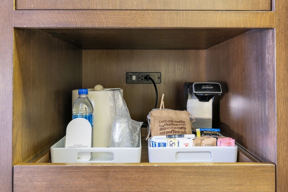 Фото Four Points by Sheraton Edmonton International Airport