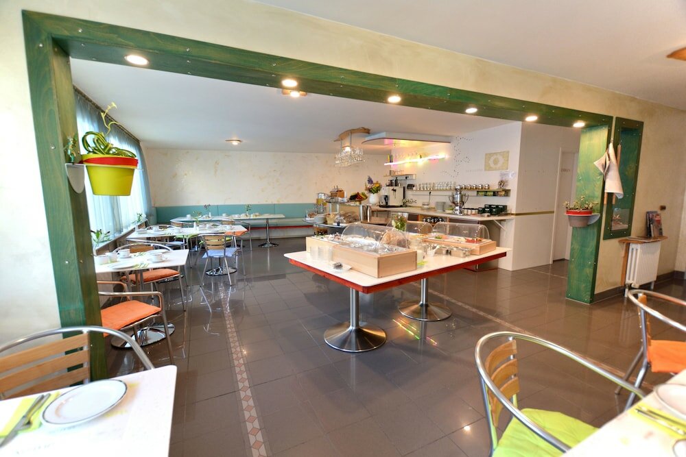 Фото Abalon Hotel Ideal