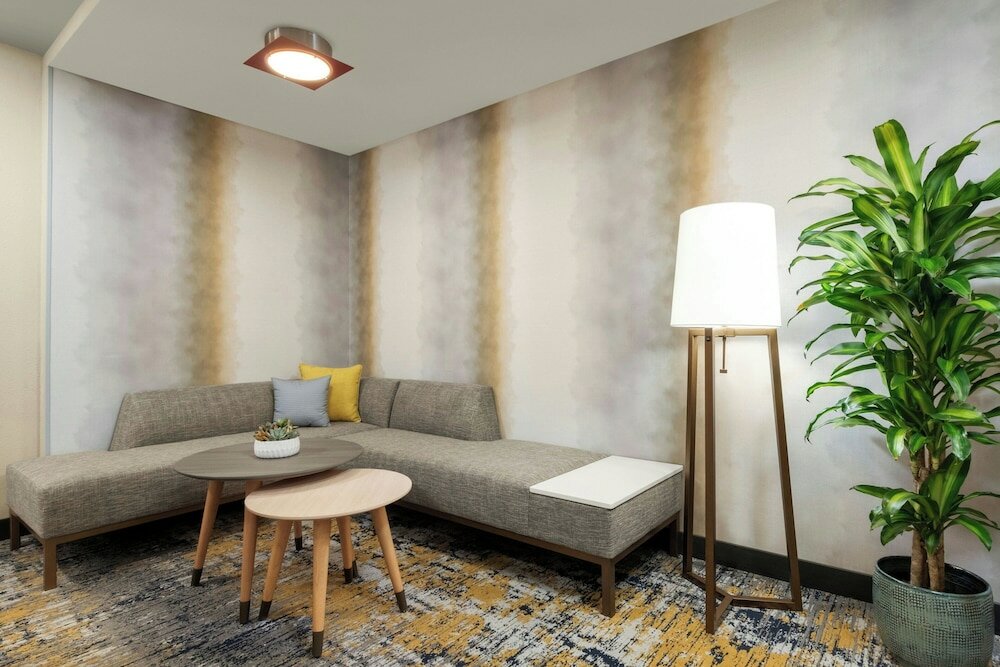 Фото TownePlace Suites by Marriott San Diego Vista