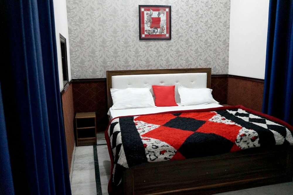 Фото Osaka Taj Hotel