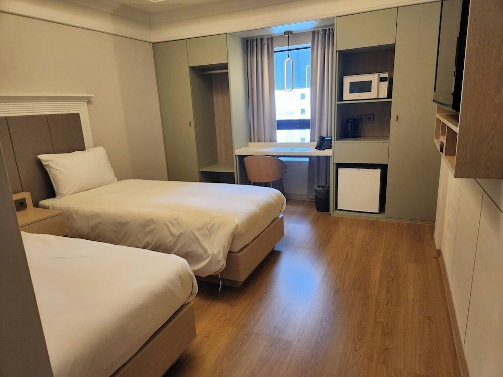 Фото Charis Hotel