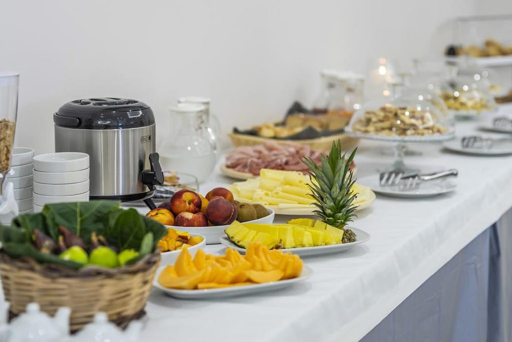 Фото ViaMonti Hotel