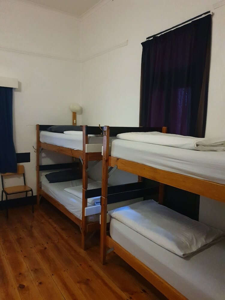 Фото Zebra Crossing Backpackers