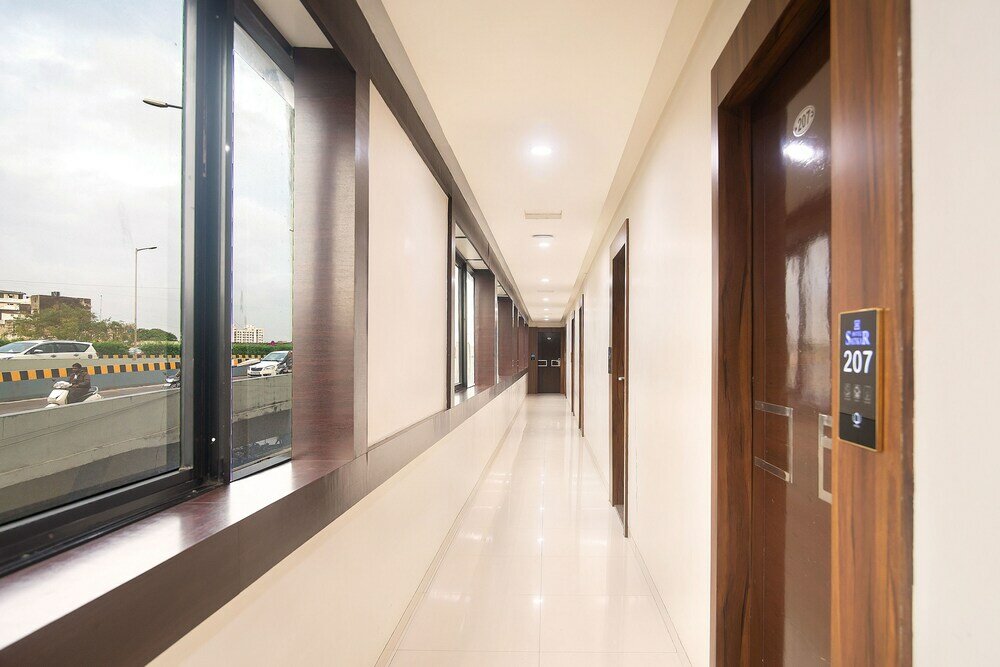 Фото Hotel Satkar