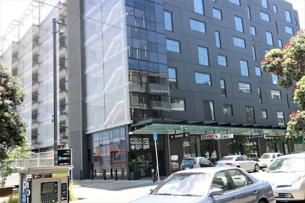 Фото Marsden Viaduct Hotel