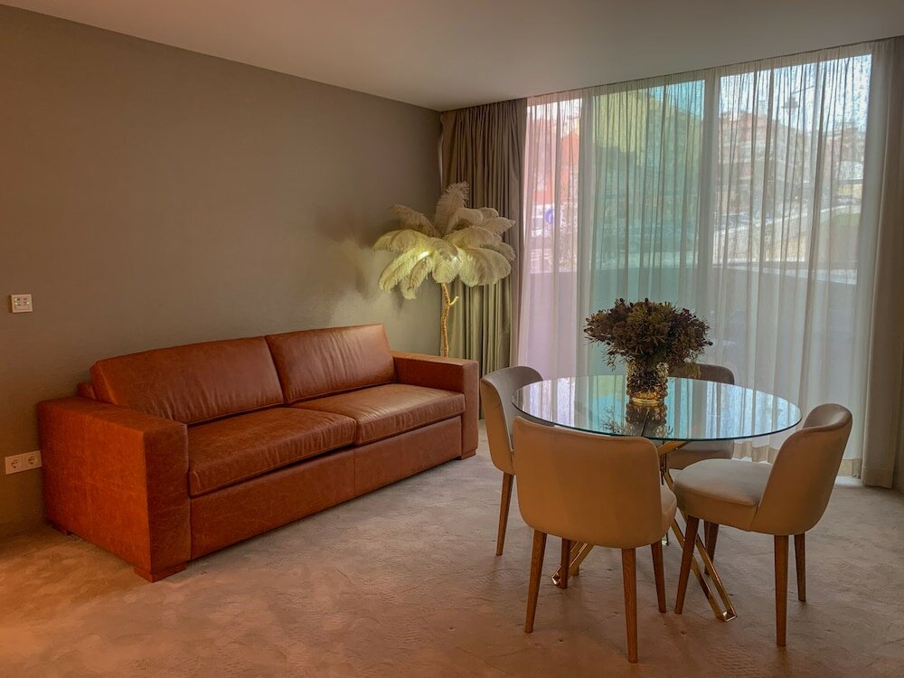 Фото Wine & Books Lisboa Hotel