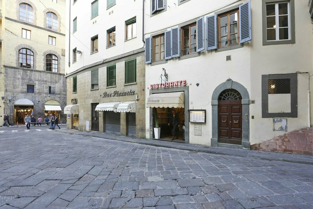 Hotel Pontevecchio Stylish Apartment in Florence-hosted by Sweetstay, Florence, photo